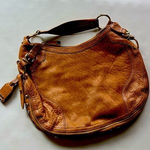 Dona Karan DKNY Camel leather shoulder bag🐪